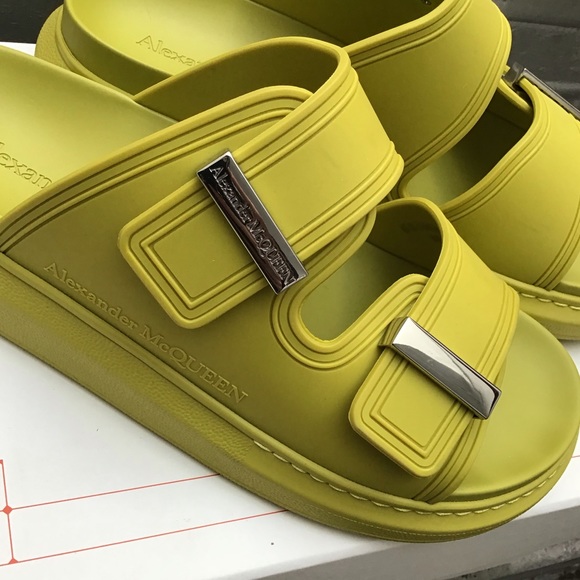 ALEXANDRA MCQUEEN Hybrid Platform Slides in Lime - Picture 13 of 13
